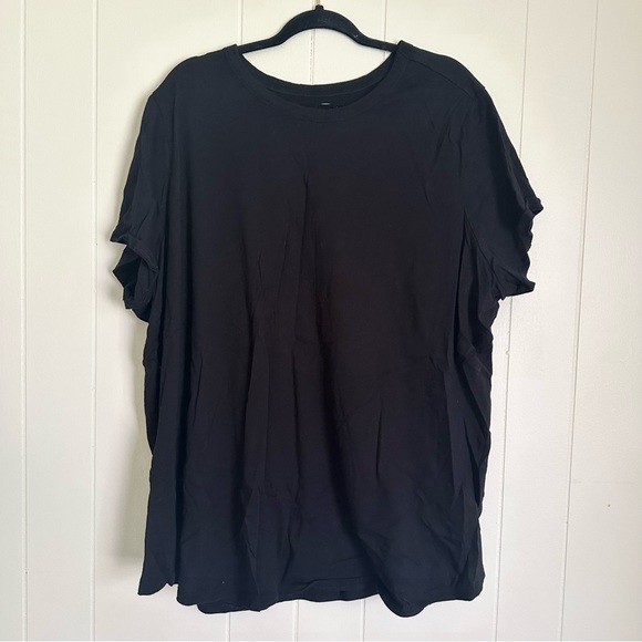 Old Navy Everywear Plus Size Black T-Shirt - Picture 2 of 7